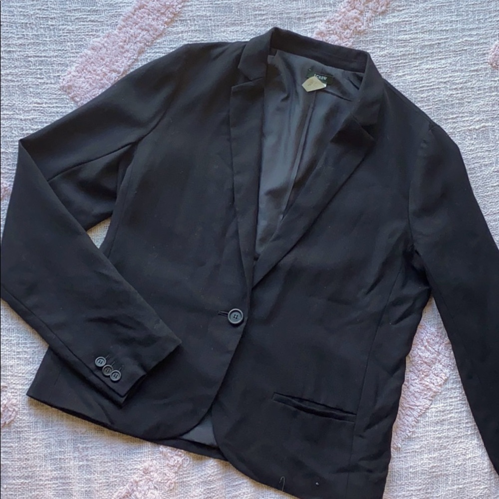SOLD Lightweight Wool Black Blazer Size 10